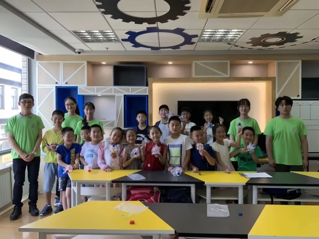 上师大附二外国际部暑期学习生活.jpg
