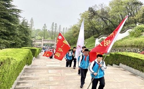 扬州中学树人学校