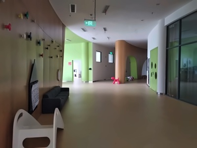 北外龙游湖外国语学校幼儿园走廊