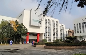 中学部校园