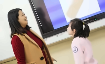 北京市忠德学校小学双语强化课程