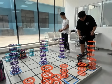 VEX機(jī)器人挑戰(zhàn)賽.jpg