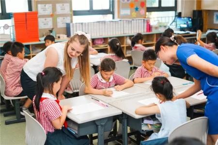 剑桥郡加拿达外国语学校