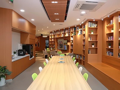 深圳市第三高级中学中美双学籍班新东方美高中心