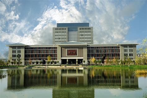云南大学自考本科课程