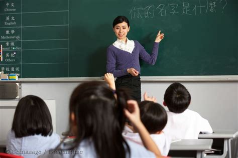 幼儿英语中外教特色课程