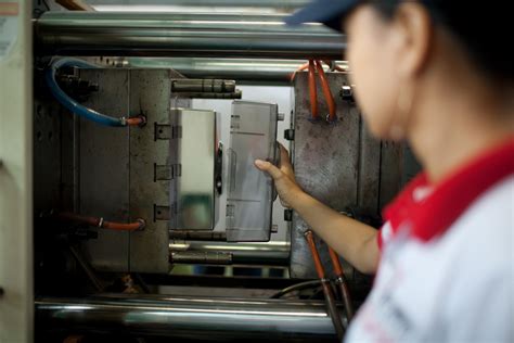 塑料模具设计特色课程