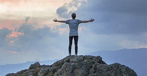 成人人物手绘彩铅课程