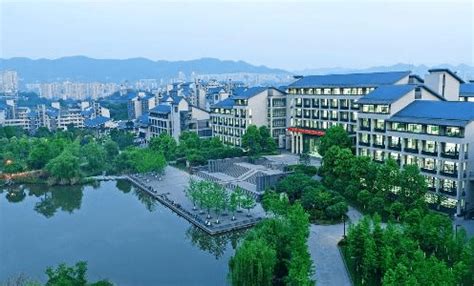 重庆理工大学自考本科特色班