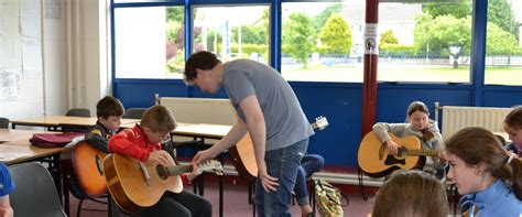 吉他专修小班精讲课程