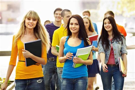 通用英语4D系列课程