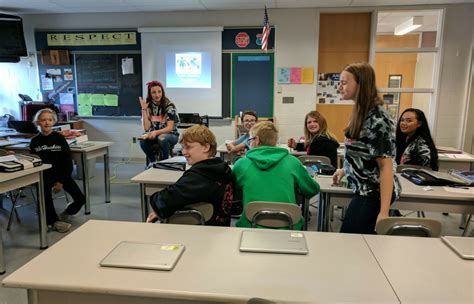 美国中学同步英语课程