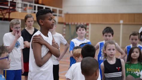 青少年篮球王朝特训营