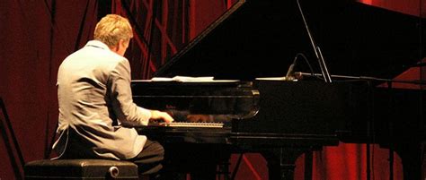 青少年钢琴弹奏训练课程