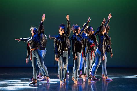 现代舞成人提升课程