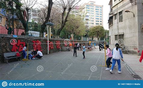 深圳新世界英语初级速成班