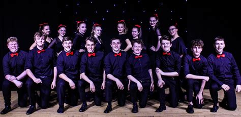 广州卡耐基青少年礼商培训课程