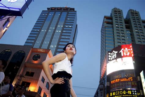 上海时尚化妆造型培训