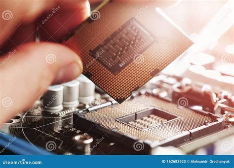 威翔电脑主板维修技术培训