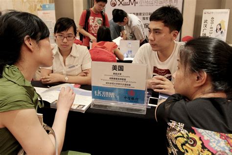 武汉卡耐基教育情商沟通培训