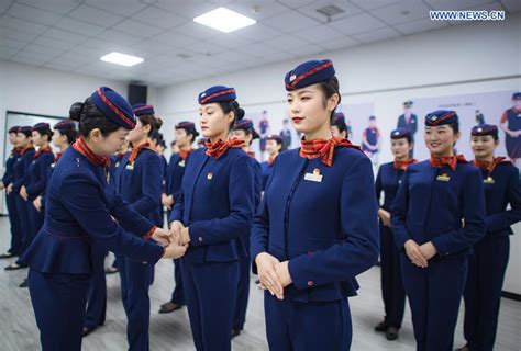 武汉青少年形体礼仪培训课程