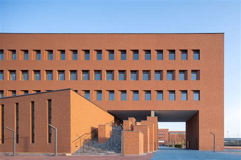 天津新华中学法语班招生简章