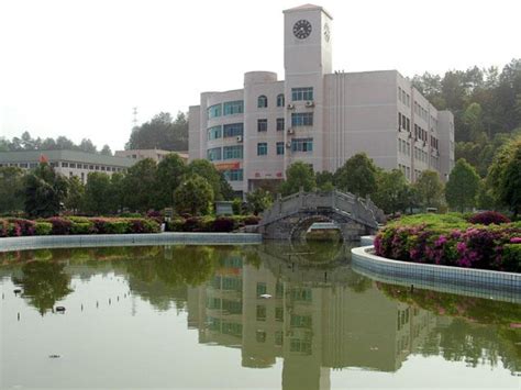 湖南中加学校招生简章