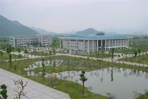 泰州市外国语学校招生简章