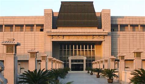 清华大学附属中学国际部招生简章