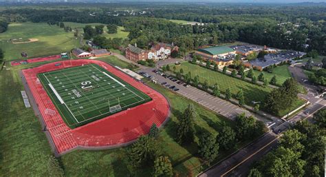 约瑟夫山高中课程设置