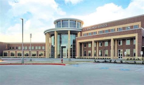 克里斯国王高中课程设置