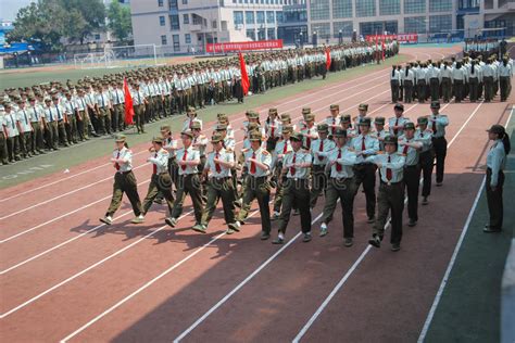 2018上海成才国际学院军训