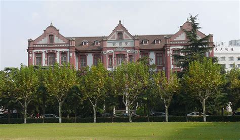 上海交通大学附中IB课程中心怎么样?看及听学生和校长说
