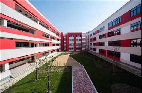 上海世界外国语中学国际高中2020学年IBDP招生简章及日程安排