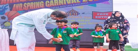 专业的ESL教师队伍尽在上海中加枫华国际学校