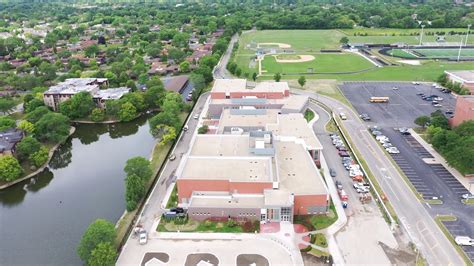 92%的枫华学生通过了本届BC Summer School 期末考试！