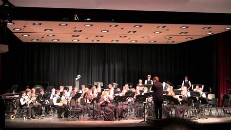 星河湾双语学校，读书很不轻松的“上中系”名