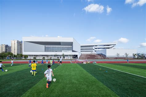 上海田家炳中学2020年招生计划