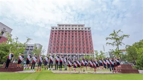 2019年上海光华剑桥国际高中招生简章