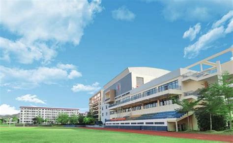 2019年海南华侨中学中美班招生简章