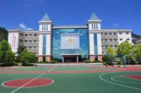 深圳福源国际学校美国国际高中课程