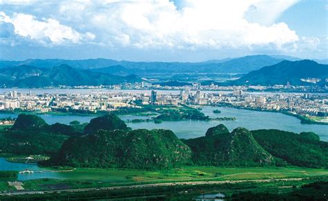广东肇庆加美学校2019年高中招生简章