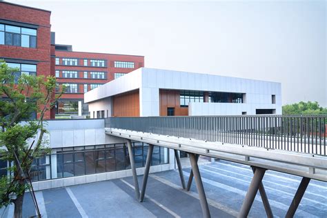 北京市实验外国语学校课程设置