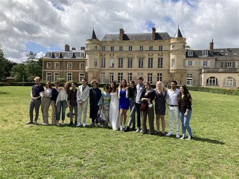 青岛东方剑桥文理学校国际高中A-level工程学课程招生简章