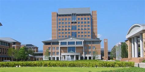 美华学校UIA京都学府日本高中课程招生简章