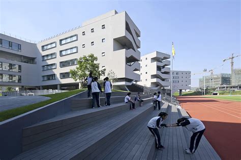 北京四中国际课程佳莲校区高中部招生简章