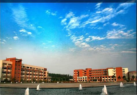 武汉纺织大学继续教育学院航空空乘专业招生简章