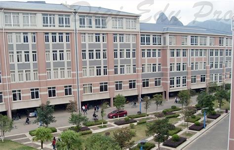 南宁理工学院（原桂林理工大学博文管理学院）航空及高铁服务类专业职业教育招生简章