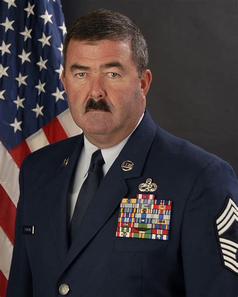 南京工业大学继续教育学院航空服务|机务维修|航空全媒体定向班招生简章