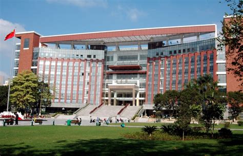 暨南大学2+2国际本科招生简章